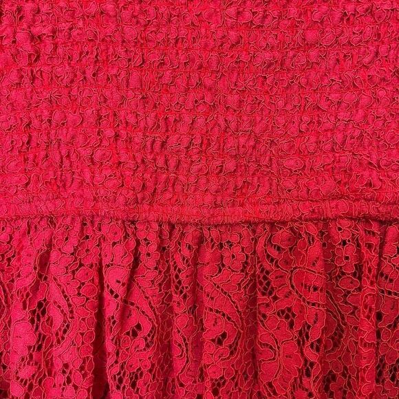 Tularosa Ashley Lace Top in Cherry Red‎ - Picture 4 of 6